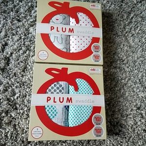 4 Plum Swaddle blankets